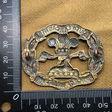 Load image into Gallery viewer, Original WW1 British Army South Lancashire Regiment Cap Badge - The Militaria Shop