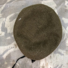 Charger l'image dans la galerie, Genuine British Army Forces Royal Welsh Regiment Beret - Size 54cm - The Militaria Shop