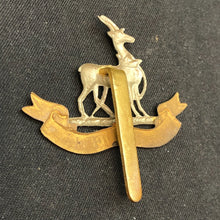 Load image into Gallery viewer, Original WW2 British Army Cap Badge - Royal Warwickshire Regiment - The Militaria Shop