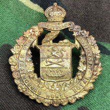 Load image into Gallery viewer, Original Canadian Army Lord Strathcona's Horse (Royal Canadians) Cap Badge - The Militaria Shop