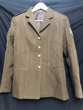 Lade das Bild in den Galerie-Viewer, British Army No.2 Women's Dress Uniform Jacket - Paratrooper - Size 170/92/72 - The Militaria Shop