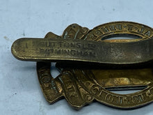 Lade das Bild in den Galerie-Viewer, Original British Army Royal Army Ordnance Corps RAOC Cap Badge - The Militaria Shop