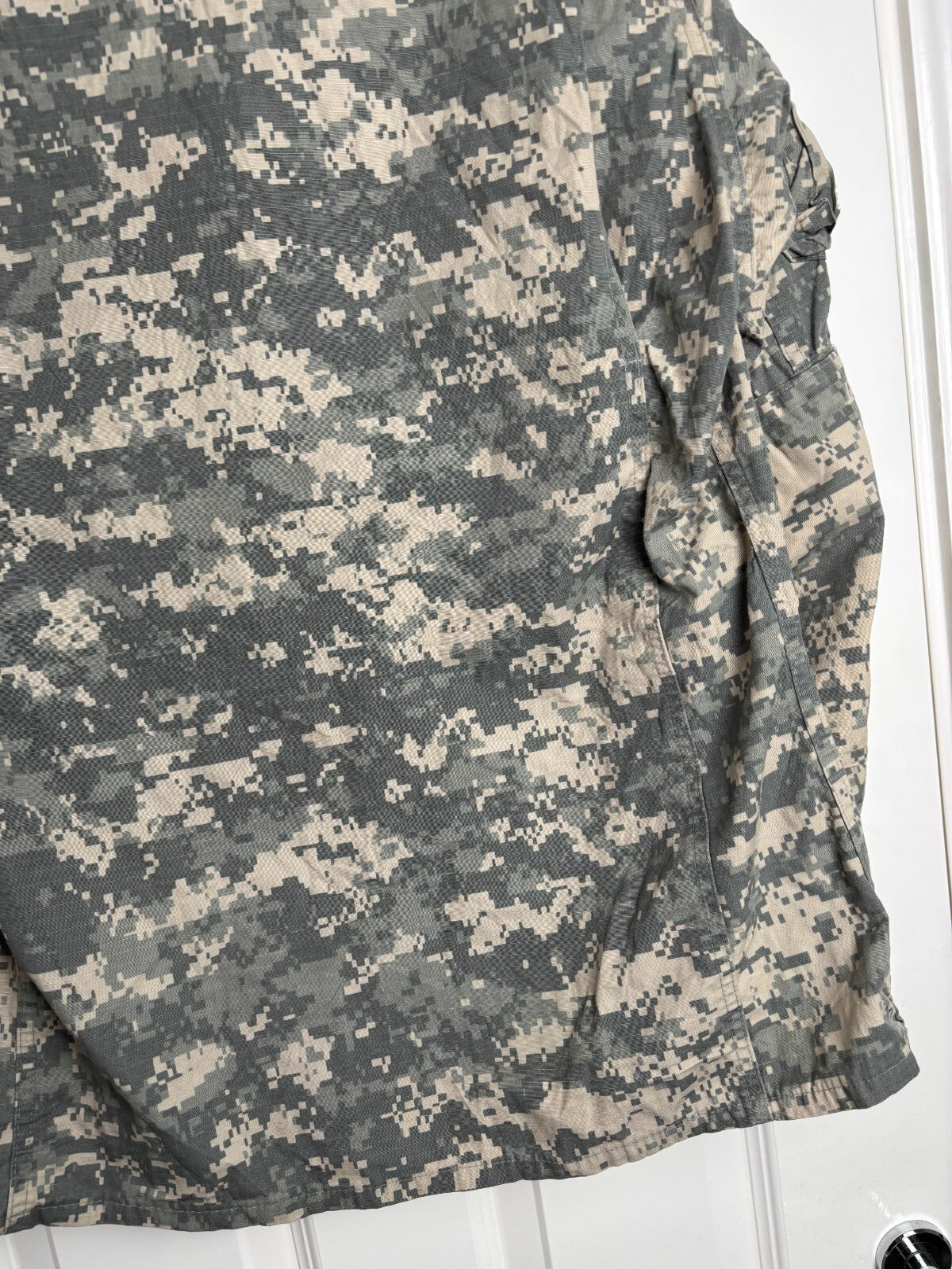 Surplus US Army ACU Combat Uniform Jacket-Medium Long - The Militaria Shop