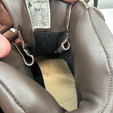Load image into Gallery viewer, British Army Surplus Brown Leather Combat Boots - Iturri - Size UK 9 M - The Militaria Shop
