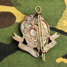 Lade das Bild in den Galerie-Viewer, Original WW1 British Cap Badge - Lancashire Hussars - The Militaria Shop
