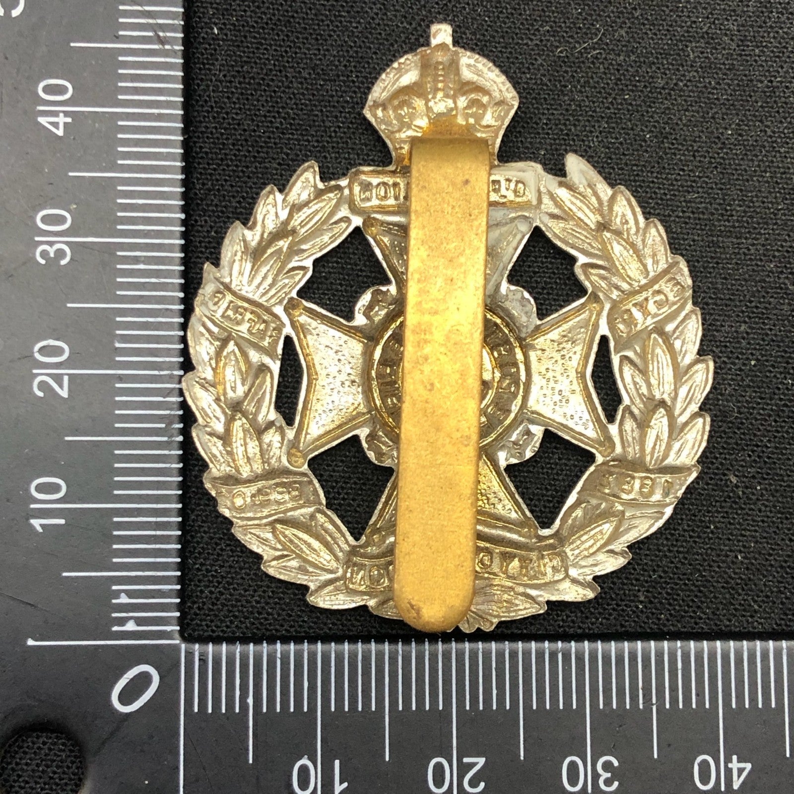 Genuine WW2 British Army Brass Cap Badge - Post Office Rifles - The Militaria Shop