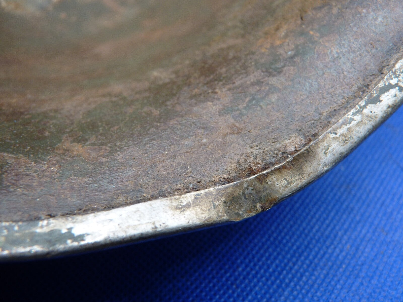 Mk3 Canadian / British Army Original WW2 Turtle Helmet High Rivet - Div Signed - The Militaria Shop