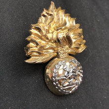 Charger l'image dans la galerie, Original British Staybrite Army Cap - Royal Regiment of Fusiliers - The Militaria Shop