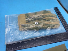 Charger l'image dans la galerie, Original British Army MTP Camouflage Gloves in Packet - Size Medium - The Militaria Shop