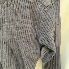 Charger l'image dans la galerie, Genuine British RAF Royal Air Force Pull Over Jumper Jersey - Size 6 - The Militaria Shop