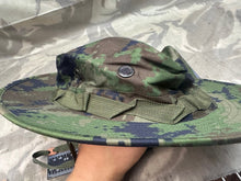 Load image into Gallery viewer, Genuine US Army Jungle Camouflage Boonie Sun Hat Hot Weather Type II Size 7 - The Militaria Shop