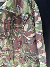 Lade das Bild in den Galerie-Viewer, Genuine British Army DPM Camouflaged Combat Field Jacket - Size 170/112 - The Militaria Shop