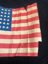 Load image into Gallery viewer, Original WW2 US Army Paper "Victory Flag" - Victory in Europe - The Militaria Shop