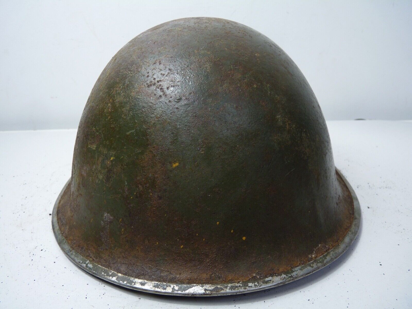 Mk3 Canadian / British Army Original WW2 Turtle Helmet High Rivet - The Militaria Shop