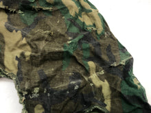 Charger l'image dans la galerie, Original US Army Vietnam War Era M1 Camo Helmet Cover - Local Find - Combat Worn - The Militaria Shop
