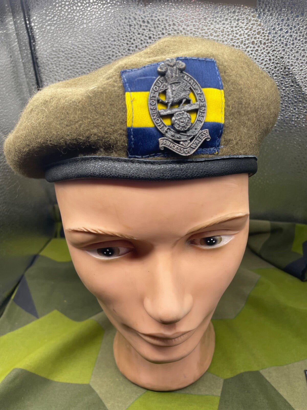 Original British Army The Prince of Wales' Royal Regiment Beret - Size 53 - The Militaria Shop