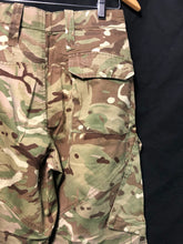 Charger l'image dans la galerie, British Army Surplus MTP Camo Combat Trousers - Size 75/76/92 - The Militaria Shop