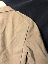 Load image into Gallery viewer, Original WW2 US Army Class A Dress Jacket 1941 - Private Ryan Prop - 38" Regular - The Militaria Shop