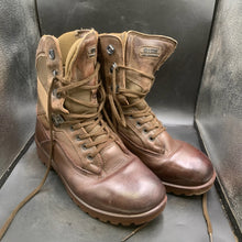 Lade das Bild in den Galerie-Viewer, British Army Surplus Brown Leather YDS Combat Patrol Boots - Size UK 9 M - The Militaria Shop