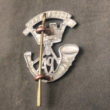 Load image into Gallery viewer, Original WW1/WW2 British Army Somerset Light Infantry Collar Badge - The Militaria Shop