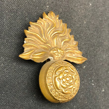 Load image into Gallery viewer, Original WW2 British Army Cap Badge - Royal Fusiliers - The Militaria Shop