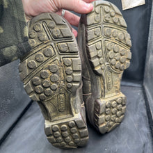 Load image into Gallery viewer, Army Brown Leather BATES Combat Boots - Size EU 41 - UK 7M - The Militaria Shop