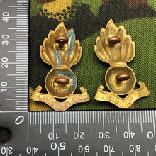 Load image into Gallery viewer, Original WW2 British Army Collar Badges - Royal Artillery - The Militaria Shop