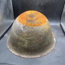 Charger l'image dans la galerie, Original British Army Mk4 Turtle Combat Helmet - The Militaria Shop