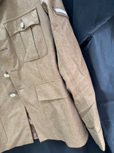 Lade das Bild in den Galerie-Viewer, Grade 1 British Army FAD No2 Dress Uniform Jacket - Size 176/100/84 - The Militaria Shop