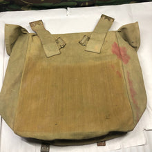 Charger l'image dans la galerie, Original WW2 British Army Large Pack 37 Pattern - 1942 Dated - The Militaria Shop