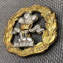 Charger l'image dans la galerie, Original WW2 British Army Cap Badge South Lancashire Prince of Wales' Volunteers - The Militaria Shop
