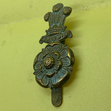 Charger l'image dans la galerie, Original WW1 British Army Cap Badge - Yorkshire Hussars - The Militaria Shop