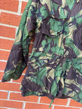 Charger l'image dans la galerie, Surplus British Army DPM Smock Combat Size 170/96 - The Militaria Shop