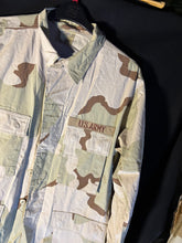 Charger l'image dans la galerie, Gulf War US Army DCU Camouflaged Combat Field Coat/Jacket - Large/Regular - The Militaria Shop