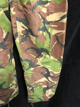 Charger l'image dans la galerie, Genuine British Army Surplus DPM Camouflaged Trousers - Size 28" Waist - The Militaria Shop