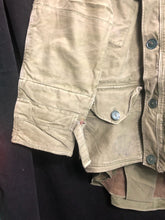 Load image into Gallery viewer, Original British Army OD Green Middle Parka - Size 5 - 44" Chest - The Militaria Shop