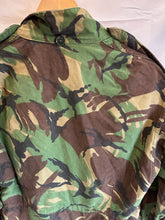 Load image into Gallery viewer, Genuine British Army Surplus DPM Camouflaged 1968 Pattern Smock - Size 40" Chest - The Militaria Shop