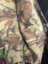 Load image into Gallery viewer, Genuine British Army Camouflage DPM Lightweight Jacket - Size 170/96 - The Militaria Shop