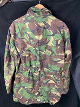 Lade das Bild in den Galerie-Viewer, Genuine British Army Combat DPM Field Jacket Ripstop - 170/104 - The Militaria Shop