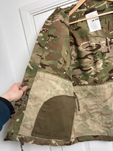 Lade das Bild in den Galerie-Viewer, British Army MTP Camouflaged Windproof Combat Jacket Smock - Size 160/96 - The Militaria Shop