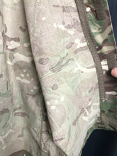Charger l'image dans la galerie, British Army MTP Camouflaged Combat Jacket Warm Weather - Size 170/112 - The Militaria Shop