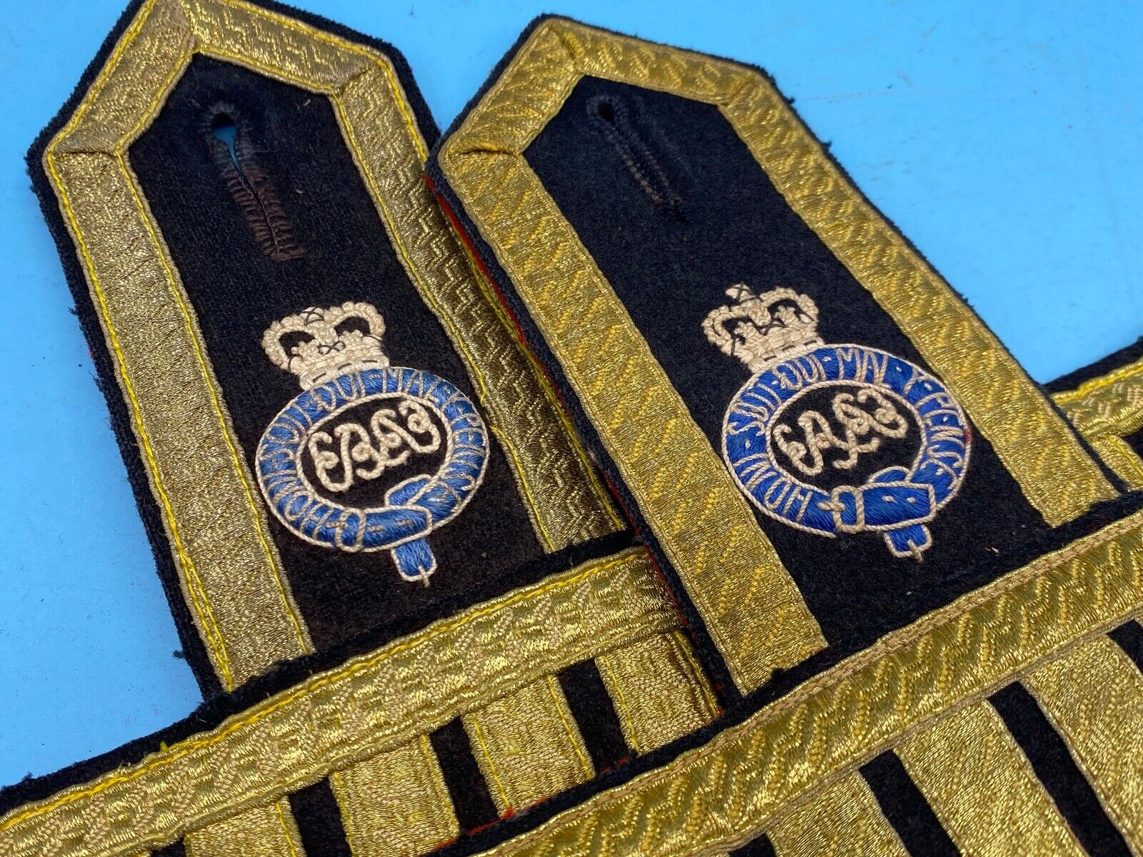 Pair of Original British Army Grenadier Guards Bandsman's Epaulettes / Wings - The Militaria Shop