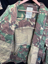 Charger l'image dans la galerie, Surplus British Army DPM Pattern Camouflaged Smock Combat-170/`112 - The Militaria Shop