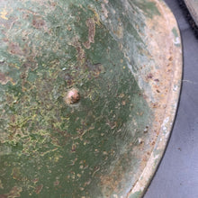 Lade das Bild in den Galerie-Viewer, Original WW2 British/Canadian Army Mk3 Turtle Combat Helmet - The Militaria Shop