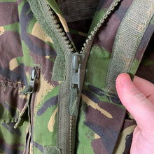 Lade das Bild in den Galerie-Viewer, Genuine British Army Combat DPM Field Jacket Windproof Smock - 160/88 - The Militaria Shop