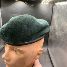 Lade das Bild in den Galerie-Viewer, Genuine British Army Forces Rifles Wool Beret - Size 54 - The Militaria Shop