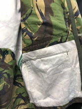 Lade das Bild in den Galerie-Viewer, Genuine British Army Surplus Combat Jacket Smock DPM - Size 190/104 - The Militaria Shop