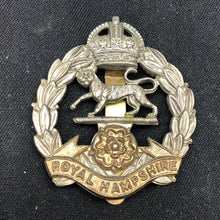 Load image into Gallery viewer, Genuine WW2 British Army Brass Cap Badge - Royal Hampshire Regiment - The Militaria Shop