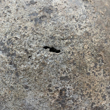 Charger l'image dans la galerie, Original British/Canadian Army WW2 Mk3 Turtle High Rivet Combat Steel Helmet - The Militaria Shop