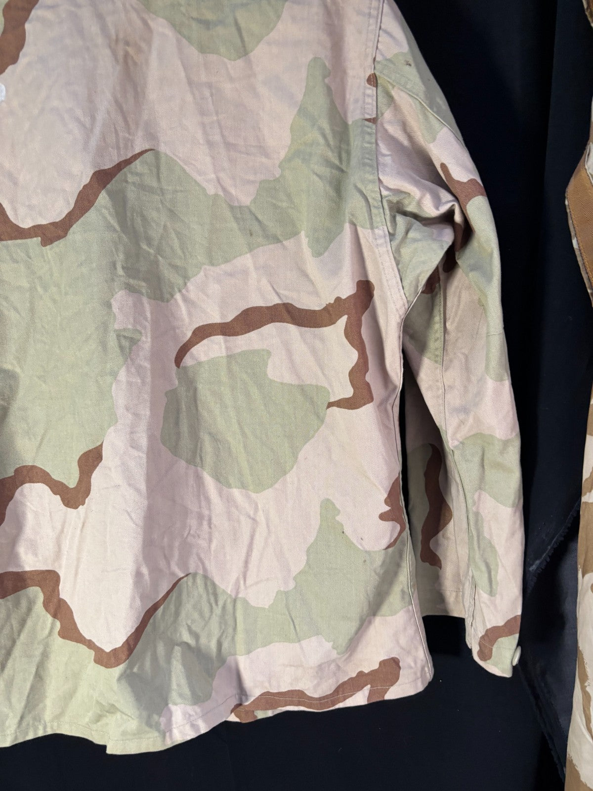 Gulf War US Army DCU Camouflaged Combat Field Coat/Jacket - Medium/Short - The Militaria Shop